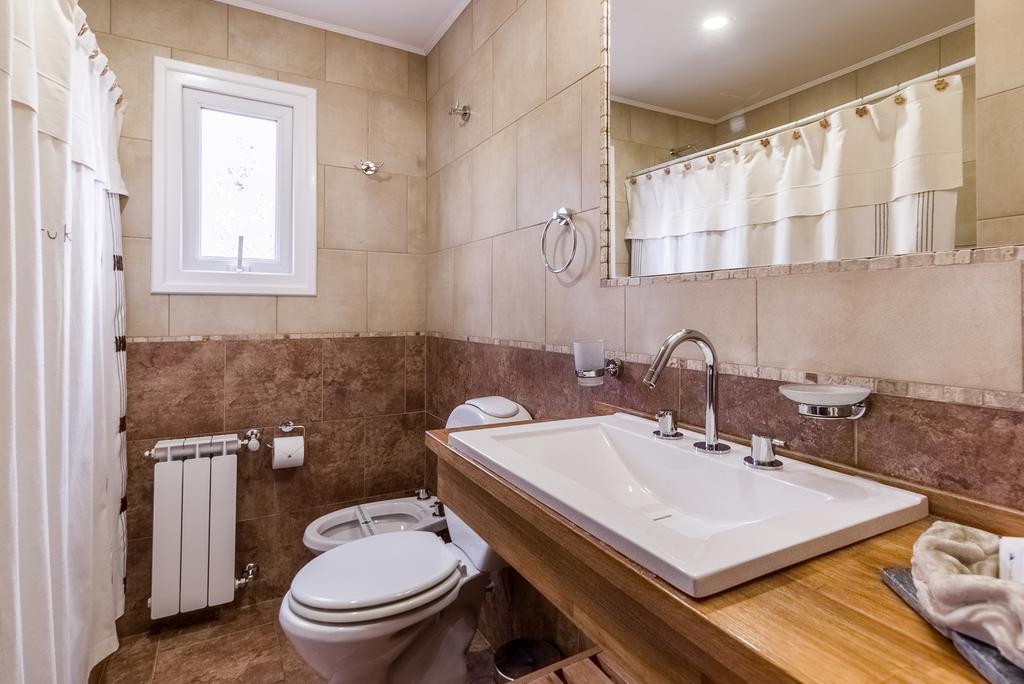 Hosteria Antu Kuyen San Carlos de Bariloche Bagian luar foto